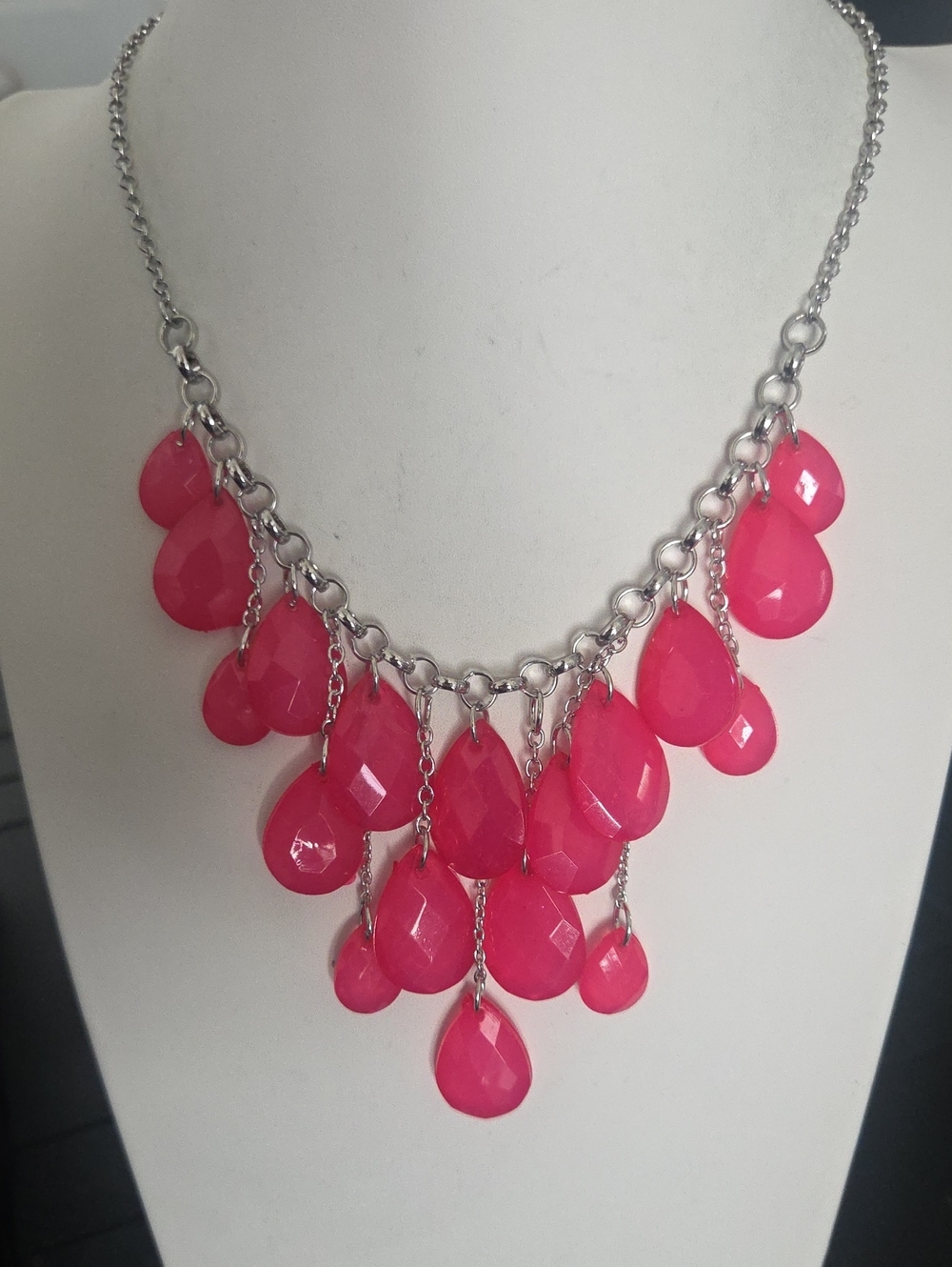 Paparazzi Front Row Flamboyance Pink Necklace NWT